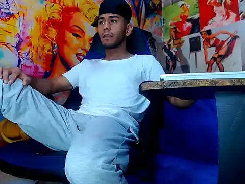 warmNoah online show from March 24, 2026, 7:14 pm