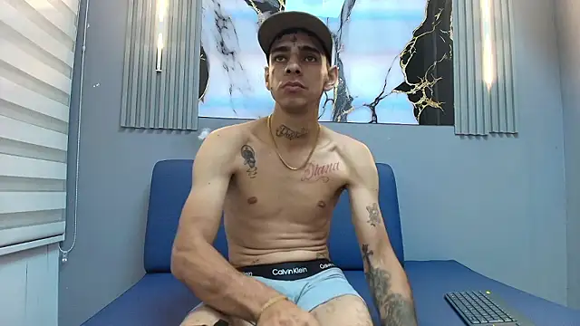 FRANK DAVIS2  online show from February 6, 2026, 9:22 pm