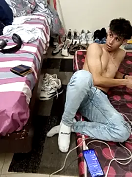 Snapshot of baby_22cm chatting on March 17, 2026, 2:03 am baby 22cm online show from March 17, 2026, 2:03 am