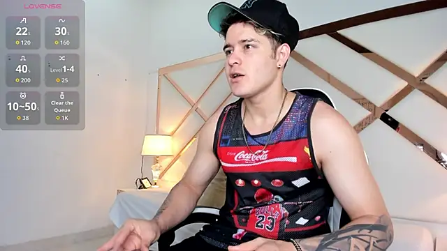 Snapshot of rayan_linxx chatting on February 23, 2026, 7:36 pm rayan linxx online show from February 23, 2026, 7:36 pm