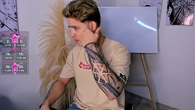 Snapshot of rayan_linxx chatting on March 18, 2026, 7:48 pm rayan linxx online show from March 18, 2026, 7:48 pm