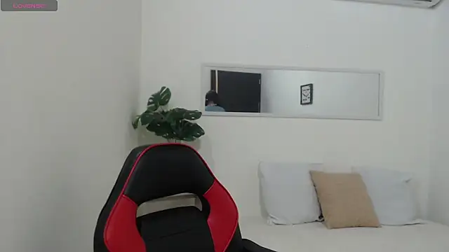 Snapshot of Roseta_Still chatting on March 26, 2026, 4:33 am Roseta Still online show from March 26, 2026, 4:33 am