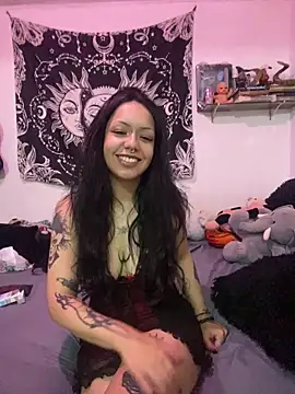 megalomaniaca online show from February 7, 2026, 6:54 am