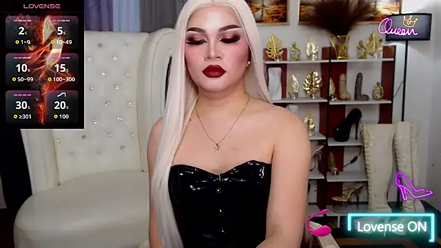 PrettyCockAthena online show from July 30, 2026, 4:11 am