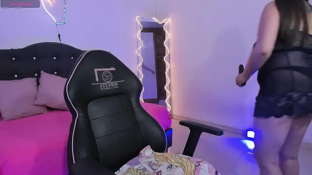 Snapshot of LUNAKITTY_TAY chatting on March 12, 2026, 11:47 am LUNAKITTY TAY online show from March 12, 2026, 11:47 am