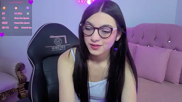 Snapshot of MAHYRA_TAY chatting on April 16, 2026, 7:14 pm MAHYRA TAY online show from April 16, 2026, 7:14 pm