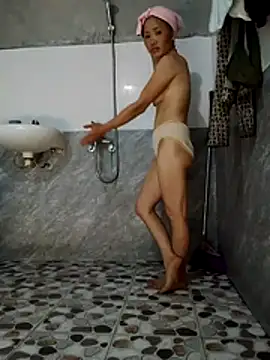 Snapshot of nhynhy11 chatting on March 27, 2026, 4:32 am nhynhy11 online show from March 27, 2026, 4:32 am