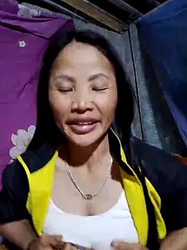 Snapshot of nhynhy11 chatting on March 8, 2026, 3:59 pm nhynhy11 online show from March 8, 2026, 3:59 pm