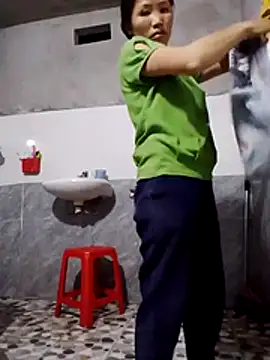 Snapshot of nhynhy11 chatting on March 28, 2026, 1:23 pm nhynhy11 online show from March 28, 2026, 1:23 pm