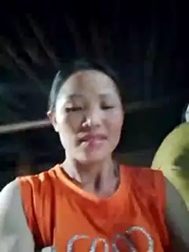 Snapshot of nhynhy11 chatting on March 18, 2026, 11:37 pm nhynhy11 online show from March 18, 2026, 11:37 pm