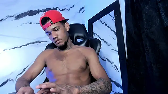 Snapshot of Nehemiaa_boy chatting on April 5, 2026, 10:05 pm Nehemiaa boy online show from April 5, 2026, 10:05 pm