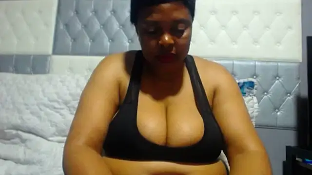 SEXYBUSTYEBONYXX online show from July 27, 2026, 7:26 am