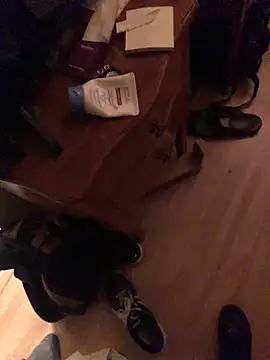 Litalien33 online show from February 12, 2026, 1:27 am