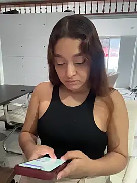 Emily Harpeer online show from June 12, 2026, 11:41 am