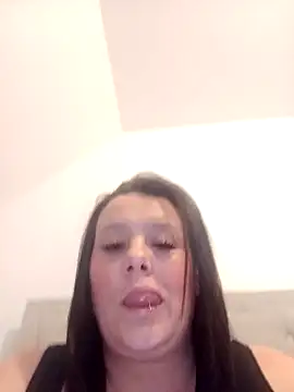 Snapshot of louisa36 chatting on March 24, 2026, 9:59 pm louisa36 online show from March 24, 2026, 9:59 pm