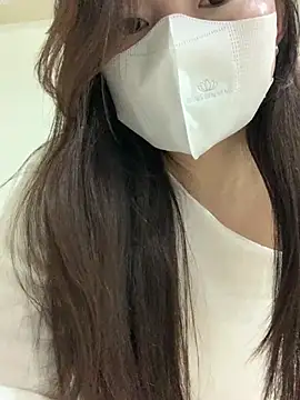 Rin-yiyi online show from February 19, 2026, 4:48 pm