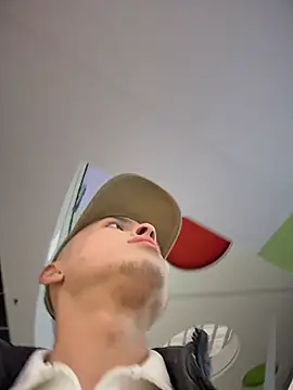 Eros lee online show from March 24, 2026, 10:43 pm