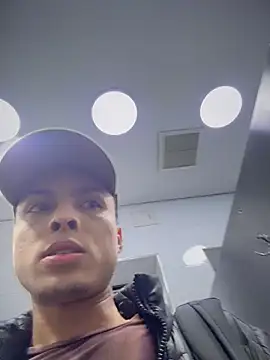 Eros lee online show from March 17, 2026, 12:02 am