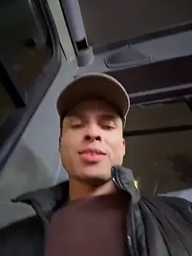 Eros lee online show from March 8, 2026, 4:05 am