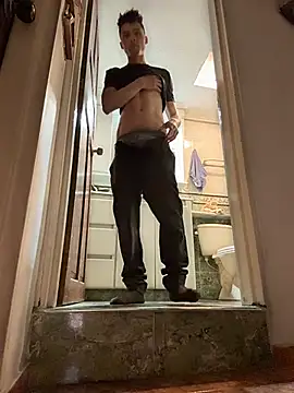 Eros lee online show from February 11, 2026, 6:08 pm