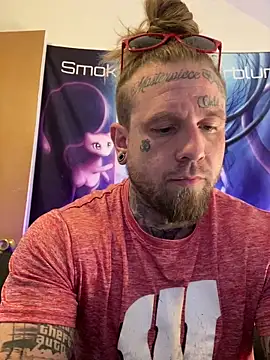 Smokebluntafterblunt online show from May 4, 2026, 2:20 pm