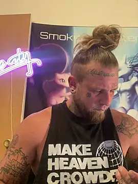 Smokebluntafterblunt online show from June 12, 2026, 11:08 am