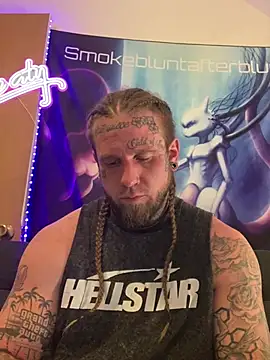 Smokebluntafterblunt online show from April 24, 2026, 3:08 am
