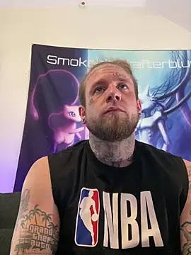 Smokebluntafterblunt online show from April 28, 2026, 9:08 pm