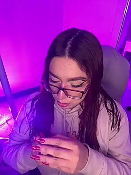 Snapshot of Wen_01 chatting on March 26, 2026, 11:19 am Wen 01 online show from March 26, 2026, 11:19 am