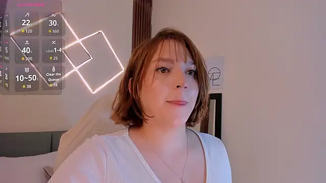 Snapshot of SimonaStar chatting on March 25, 2026, 1:21 pm SimonaStar online show from March 25, 2026, 1:21 pm