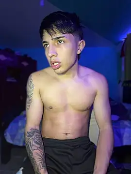 Snapshot of dirtydickkk chatting on April 1, 2026, 9:43 am dirtydickkk online show from April 1, 2026, 9:43 am