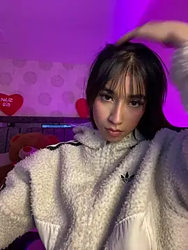 alahia pink online show from March 5, 2026, 2:41 am