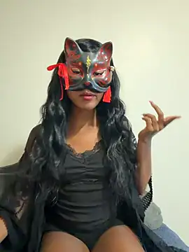 LadyKitsune online show from July 17, 2026, 11:57 pm
