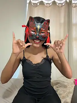 LadyKitsune online show from May 29, 2026, 3:29 pm