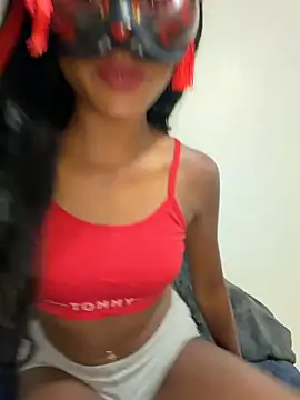 LadyKitsune online show from July 15, 2026, 11:56 pm