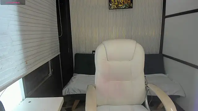 Snapshot of lorraineHunter chatting on March 25, 2026, 1:32 pm lorraineHunter online show from March 25, 2026, 1:32 pm