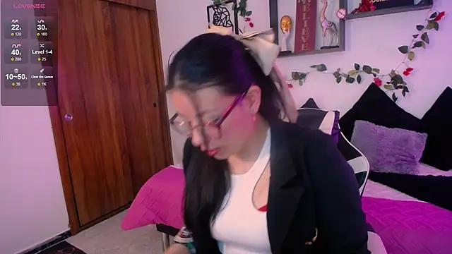 QueenRose94 online show from February 19, 2026, 1:08 pm