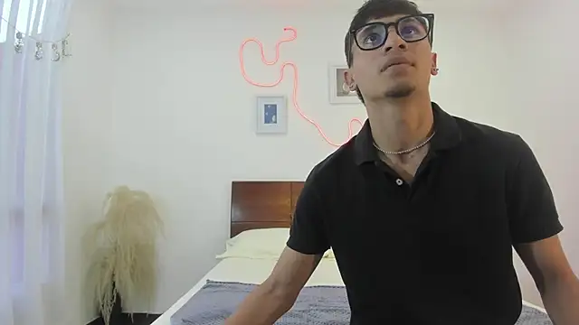 hardcoreheat ind online show from February 17, 2026, 11:02 pm