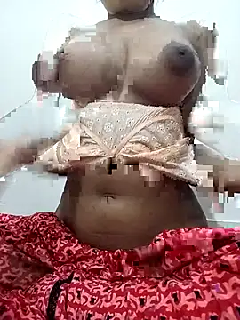 Cute Queen Noor online show from March 19, 2026, 4:51 pm