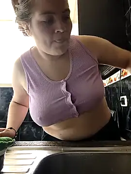 Mia collinx online show from March 7, 2026, 4:23 pm