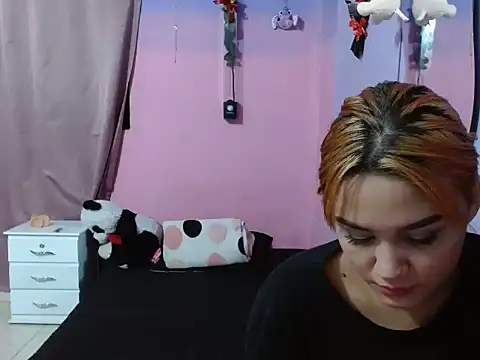 Cute-rouss online show from February 16, 2026, 3:38 am