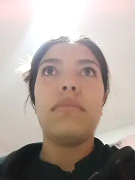 Ariana Castillo   online show from February 14, 2026, 12:16 pm