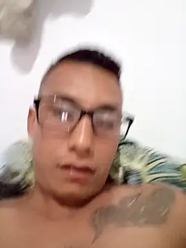 Snapshot of alanbigcock12inches chatting on February 15, 2026, 4:13 am alanbigcock12inches online show from February 15, 2026, 4:13 am