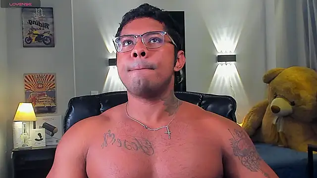 LEOHRDZ online show from February 16, 2026, 10:29 pm