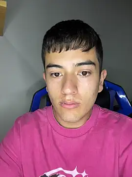 XMaxLive online show from February 9, 2026, 2:42 am