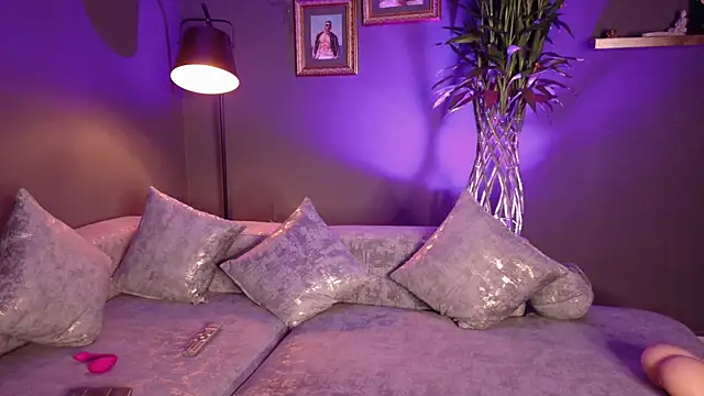 Seth Vega  online show from March 11, 2026, 8:14 pm