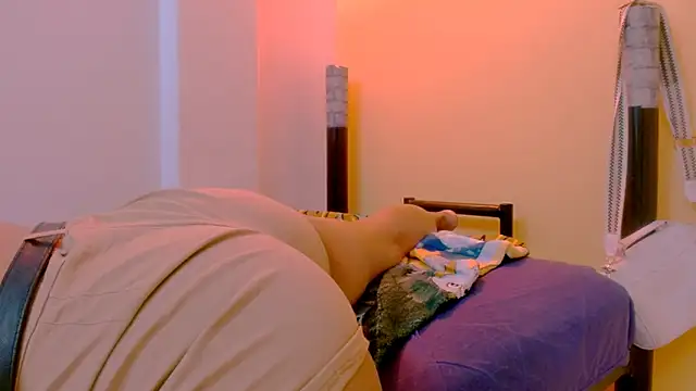 sexiempoderada18 online show from March 20, 2026, 8:32 pm