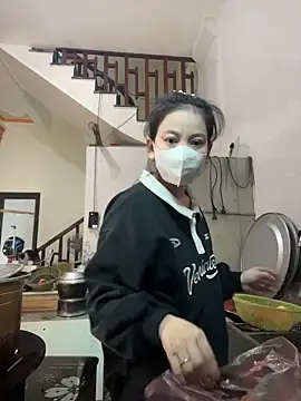 Dannie97  online show from February 10, 2026, 3:05 am