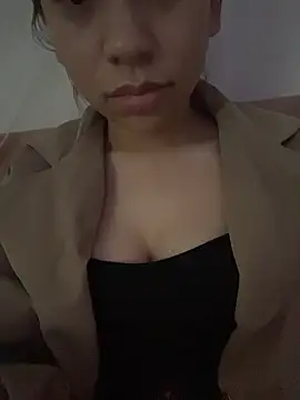 Dannie97  online show from February 7, 2026, 7:05 am