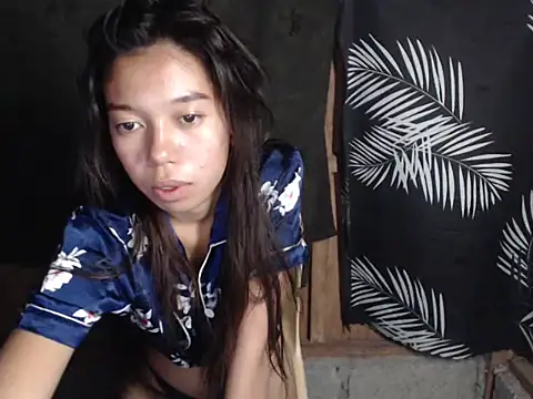 urgirlyflor online show from April 9, 2026, 11:38 am